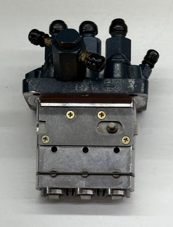 Einspritzpumpe Kubota D905 | D1005 | D1105 | D1305 (gebrauchtes Originalteil)