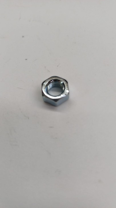 Mutter für Stehbolzen 7mm Abgaskrümmer V1505