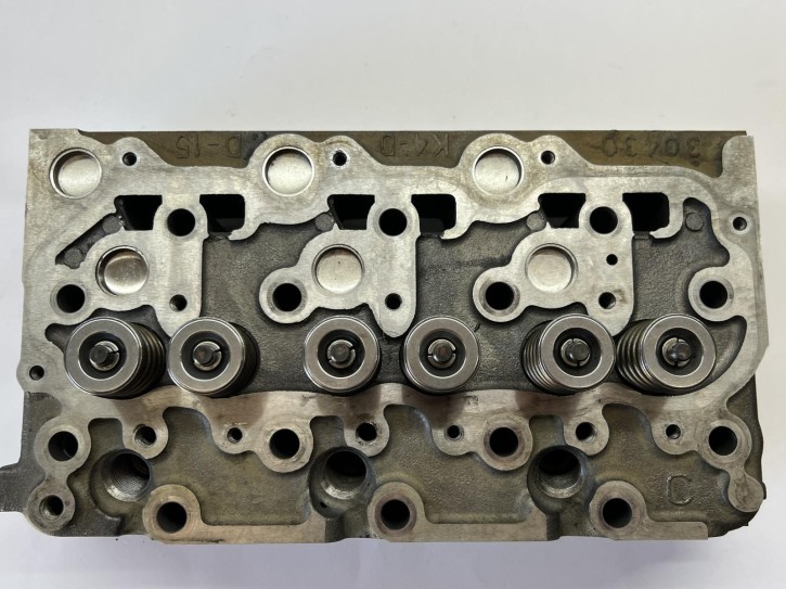 Zylinderkopf für D1803 inkl. Ventile und Federn