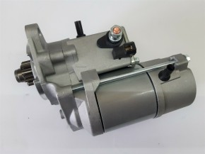 Anlasser Starter für Kubota Denso 12V | 2kw | 9 Zähne | 82,5mm Passung V2403