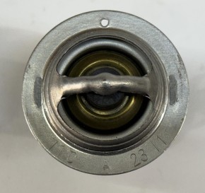 Original Thermostat KUBOTA V2003 | V2203 | V2403 | D1503 nur neue Version