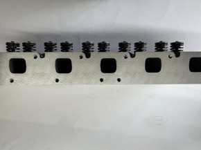 Zylinderkopf für F2503 F2503T inkl. Ventile und Federn