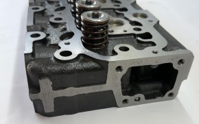 Zylinderkopf Original Kubota V2403DI